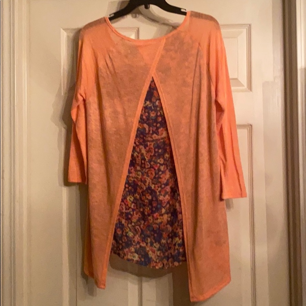 Orange Floral Top🍊 - Picture 5 of 5